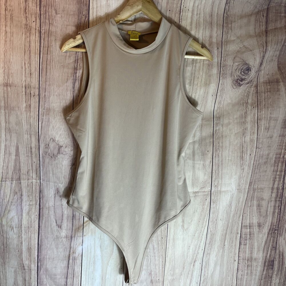 Daisy Beige Contour Muscle High Crew Neck Sleeveless Thong Bodysuit 1X